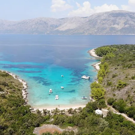 Gold & Silver * Brna